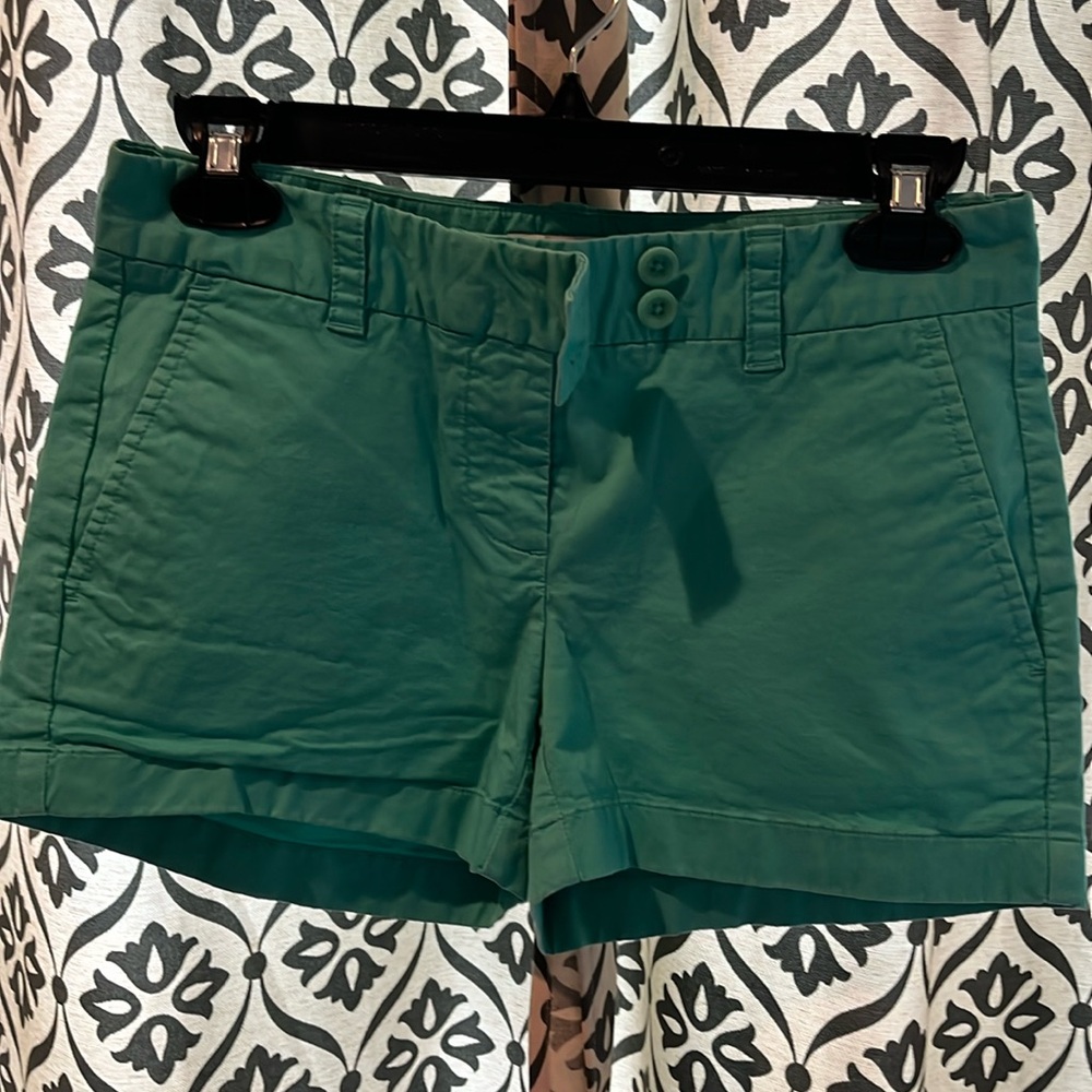 Vineyard Vines everyday short, size 0, teal, 3.5 inseam.
